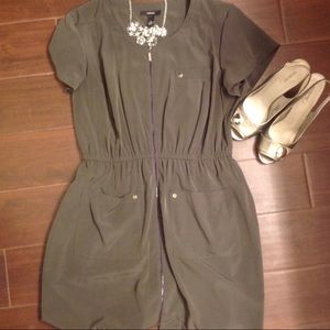 Alfani short sleeve utility front zip dress.